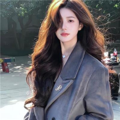 圈养的妇女