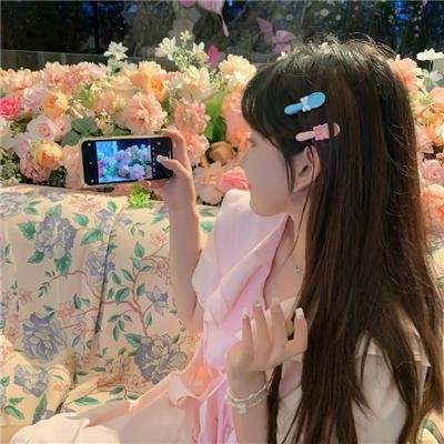 染成茜色的坂道